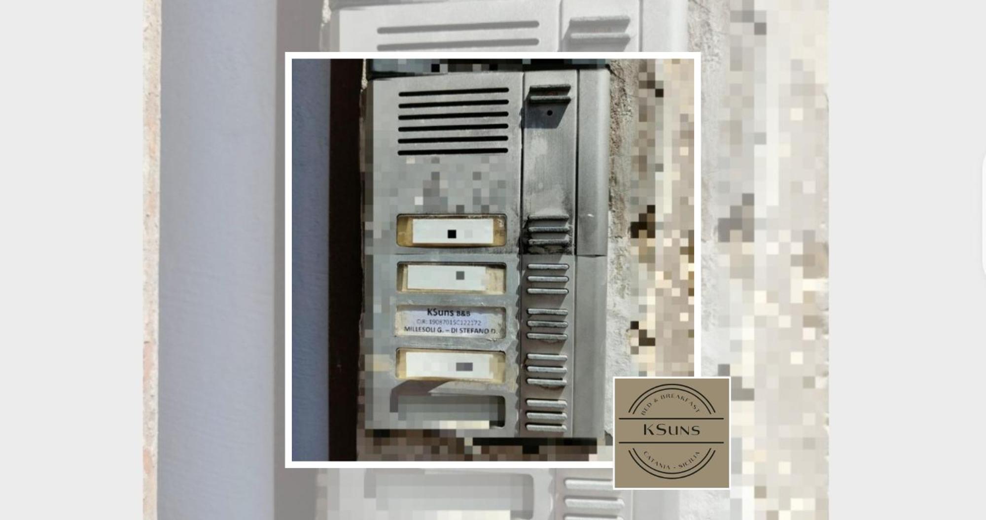 Ksuns Acomodação com café da manhã Catânia Exterior foto